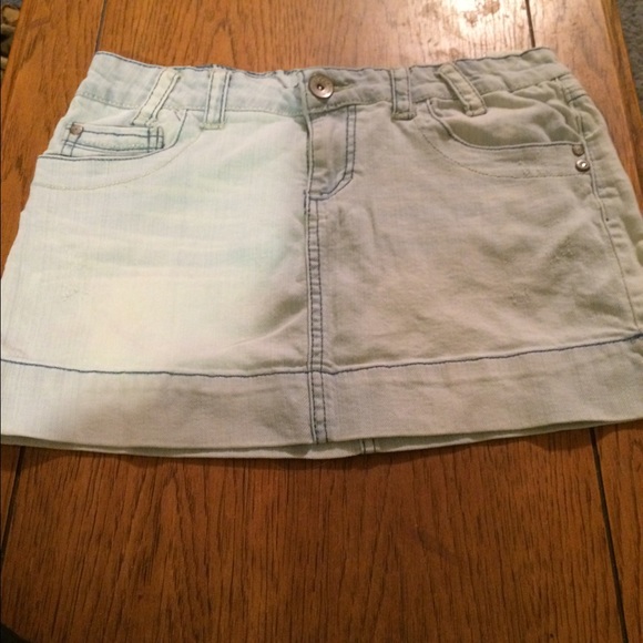 Light wash skirt