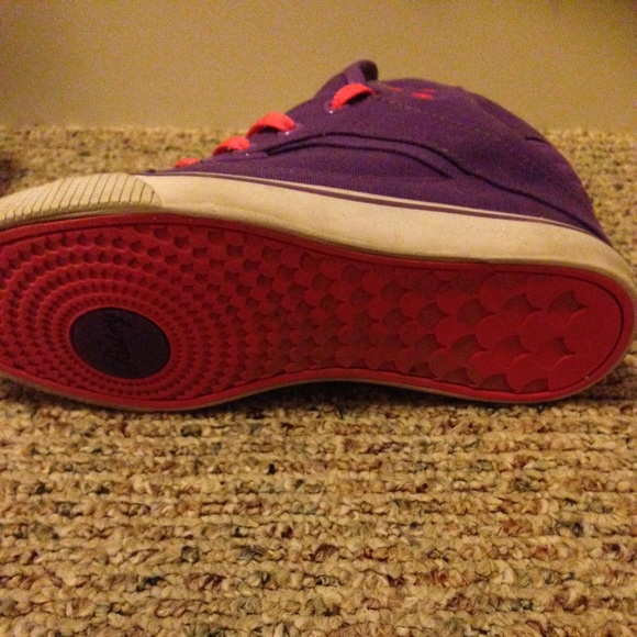 Hightop's! - Picture 3 of 4
