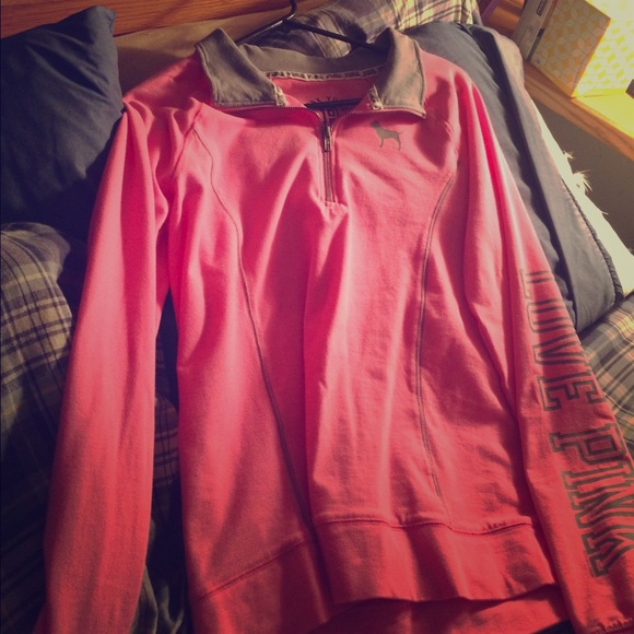 Vs pink yoga top
