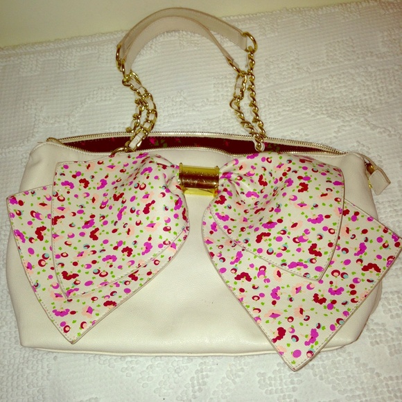 Betsy Johnson handbag