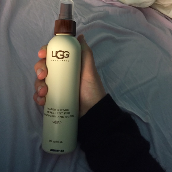 Ugg water & stain repellent
