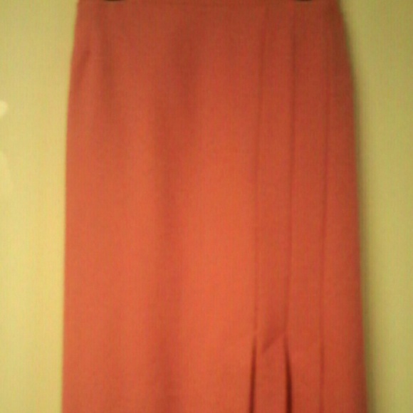 Skirt                           NWOT