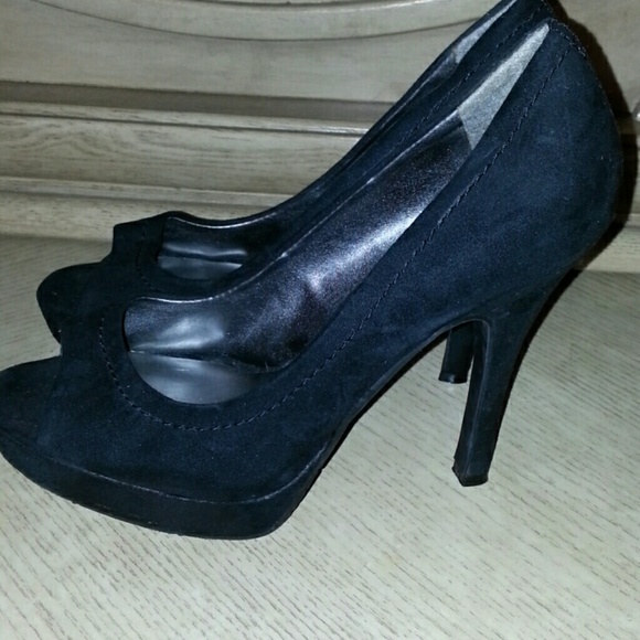 Candie's Black Suede peep toe heels!