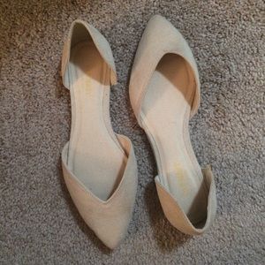 Nude flats