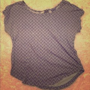 Cute pale blue top with tie back!