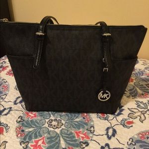 Michael Kors Tote 👜😍