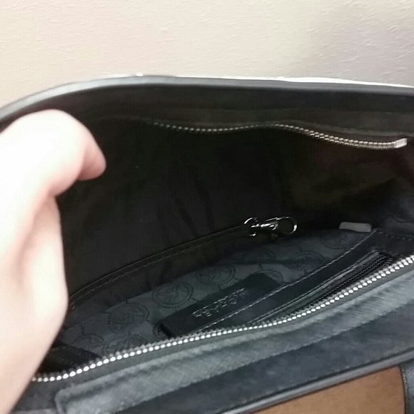 Michael kors selma bag - Picture 3 of 3