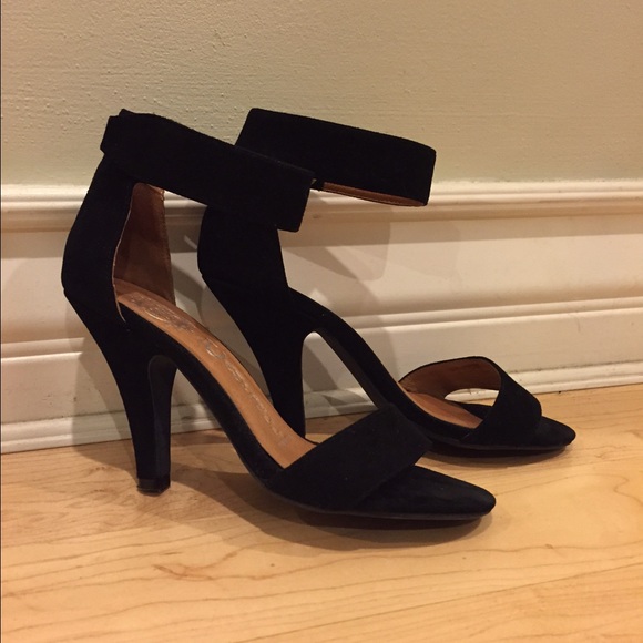 Jeffrey Campbell Foxtrot black heels