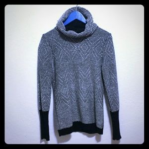 Oversized turtleneck