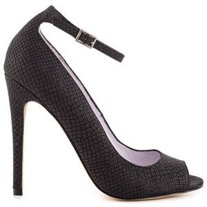 Shoemint Lindsey in black