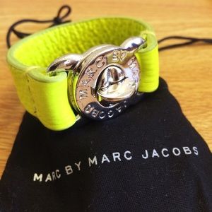 Marc by Marc Jacobs turnlock bracelet