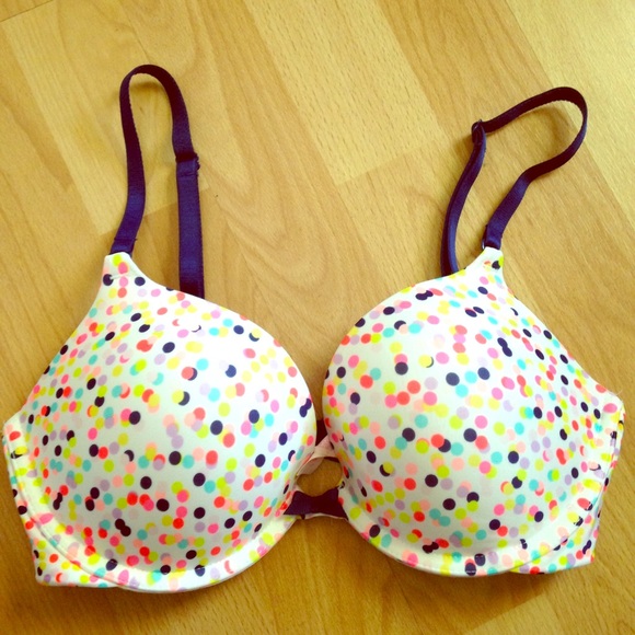 Worn once, VS PINK 32D pushup bra