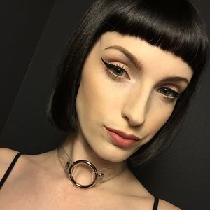 "c-thru" choker