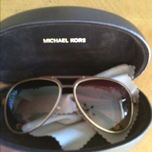 Michael kors sunglasses aviator