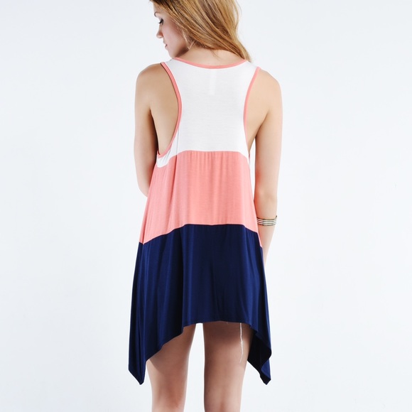 LOWEST "One True Love" Colorblock Sleeveless Tunic - Picture 2 of 4