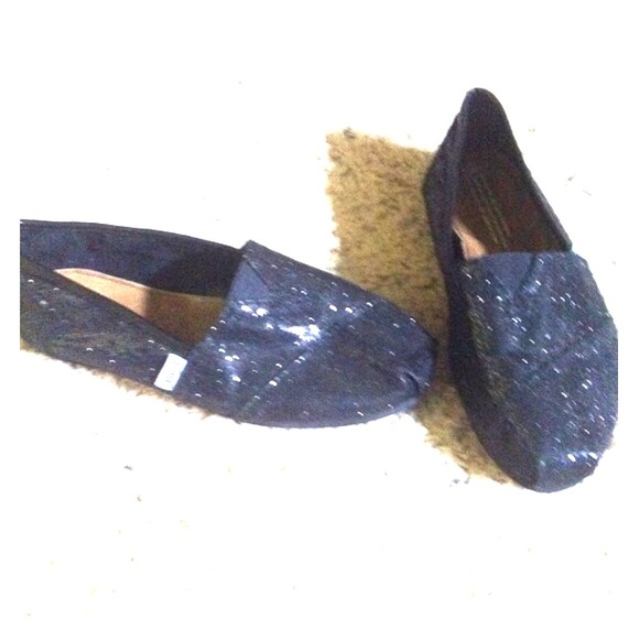 Sparkly TOMS size 6!