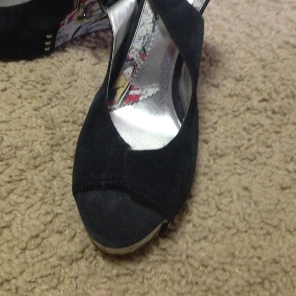 Wedge tattoo sandals - Picture 2 of 3