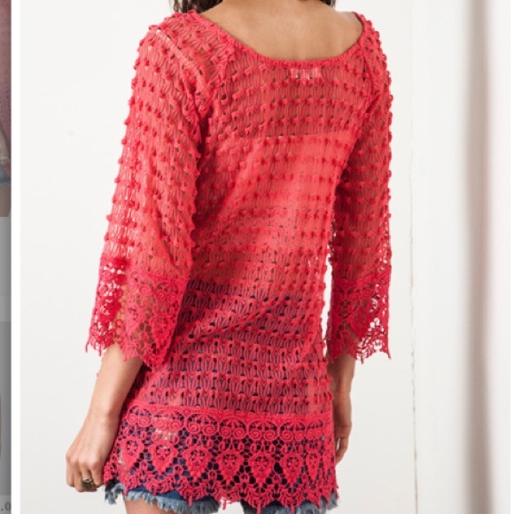 12.20 HP!🎉❤️The Cheryl Lace Tunic❤️🎉 - Picture 2 of 2