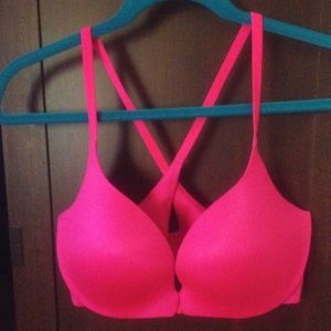 Victoria's Secret Push up bra 36D💜