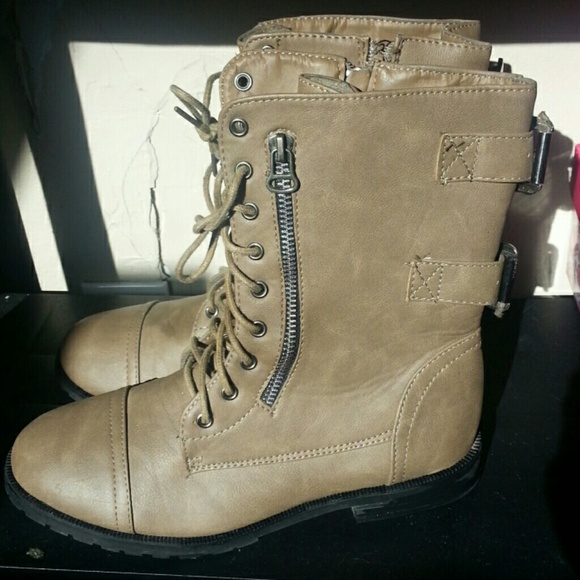 Combat boots tan color - Picture 2 of 3
