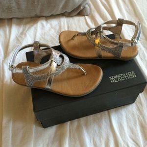 Kenneth Cole REACTION