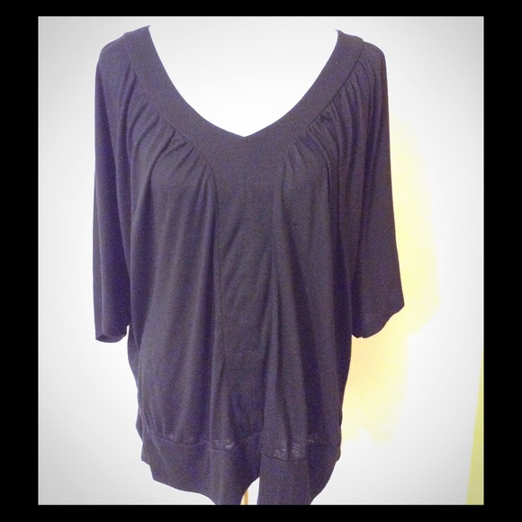 Black cute 3/4 sleeve blouse - Picture 1 of 2
