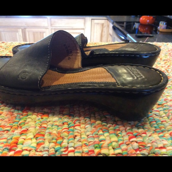 Born Sandals