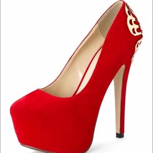 Red kiss butterfly pump