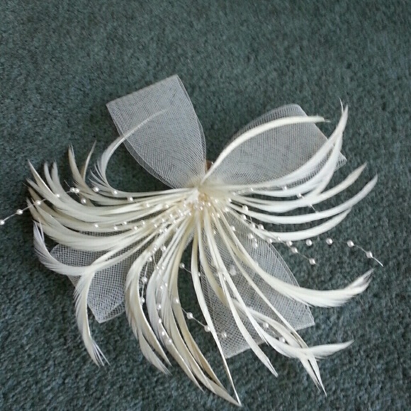 Wedding hair accent