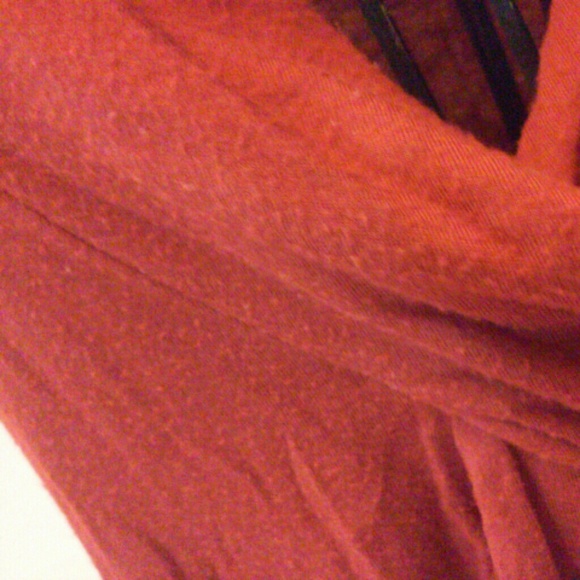 Banana Republic sleeveless rust colored top - Picture 3 of 4