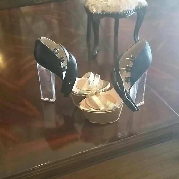 Shoes - Picture 2 of 2