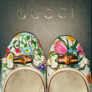 Gucci Flora Flat