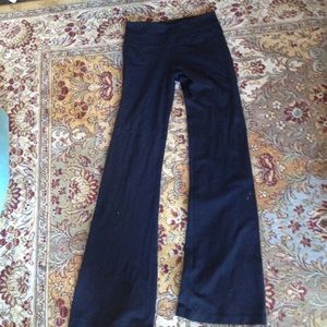 Lululemon black pants