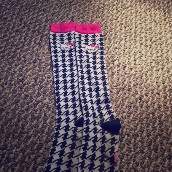 Hello Kitty Socks - Picture 1 of 2