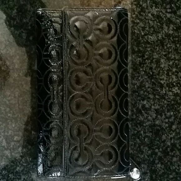 ****SOLD IN BUNDLE **Coach Wallet