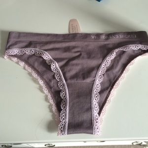 Victoria's Secret NWT Cheekini underwear
