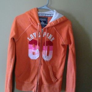 VS  zip up Hoddie