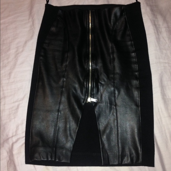 Zara leather knee length skirt