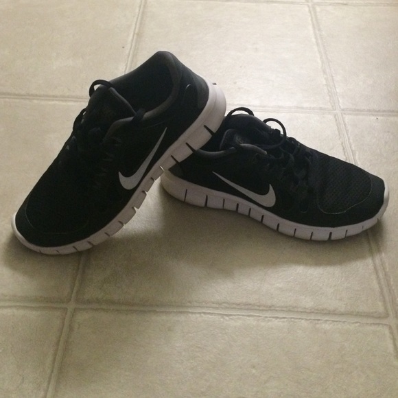Nike Free Runs