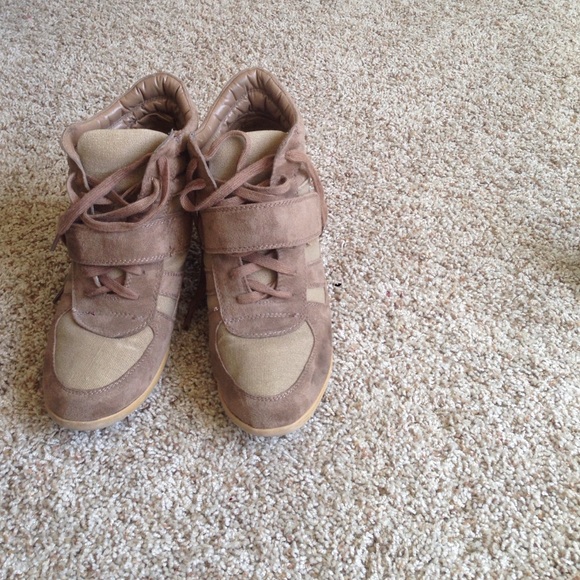 Tan wedge sneakers