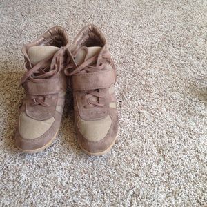 Tan wedge sneakers
