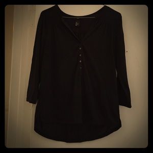 Plain black v-neck 3/4 sleeve top from H&M sz S