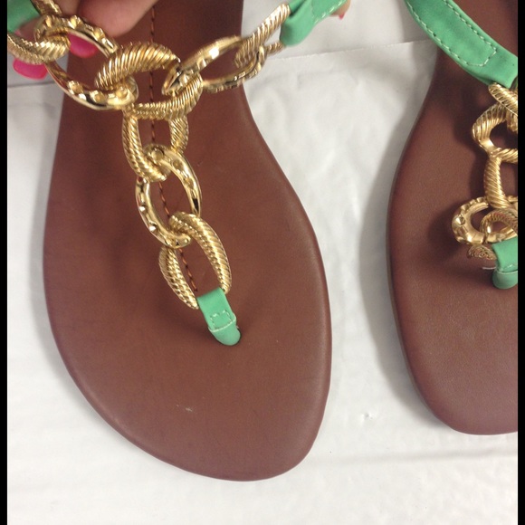 Mint green new chain link flat sandals - Picture 4 of 4