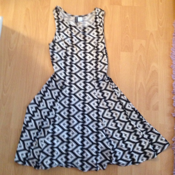 H and M skater dress