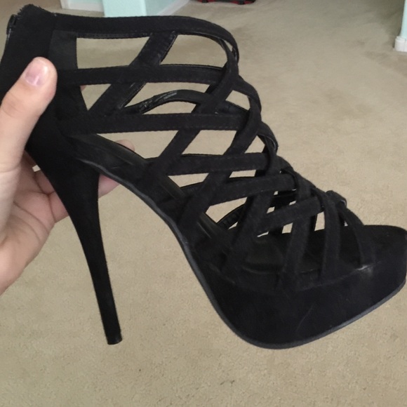 PERFECT FOR PROM💕 - Picture 2 of 4