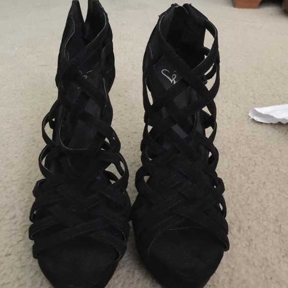 PERFECT FOR PROM💕 - Picture 4 of 4