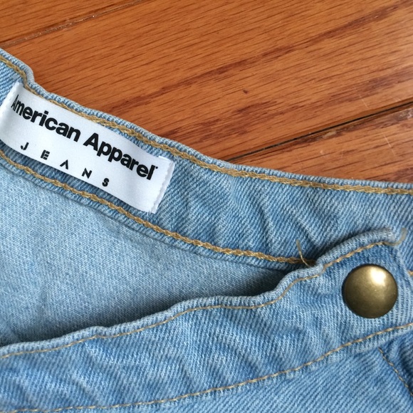 //AA Light Wash Denim Circle Skirt// - Picture 2 of 4