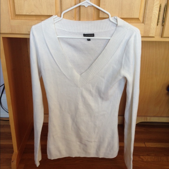 Express white v neck sweater