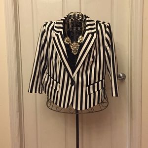 Black and white stripped blazer