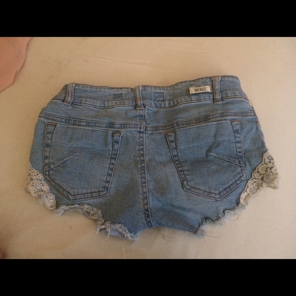 Denim lace Brandy Melville shorts - Picture 2 of 3